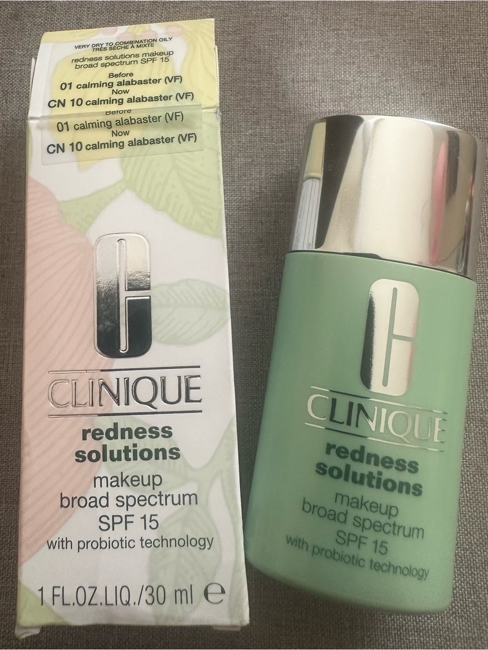 Clinique Redness Solutions Makeup SPF 15 — Shade Calming Alabaster CN 10 VF
